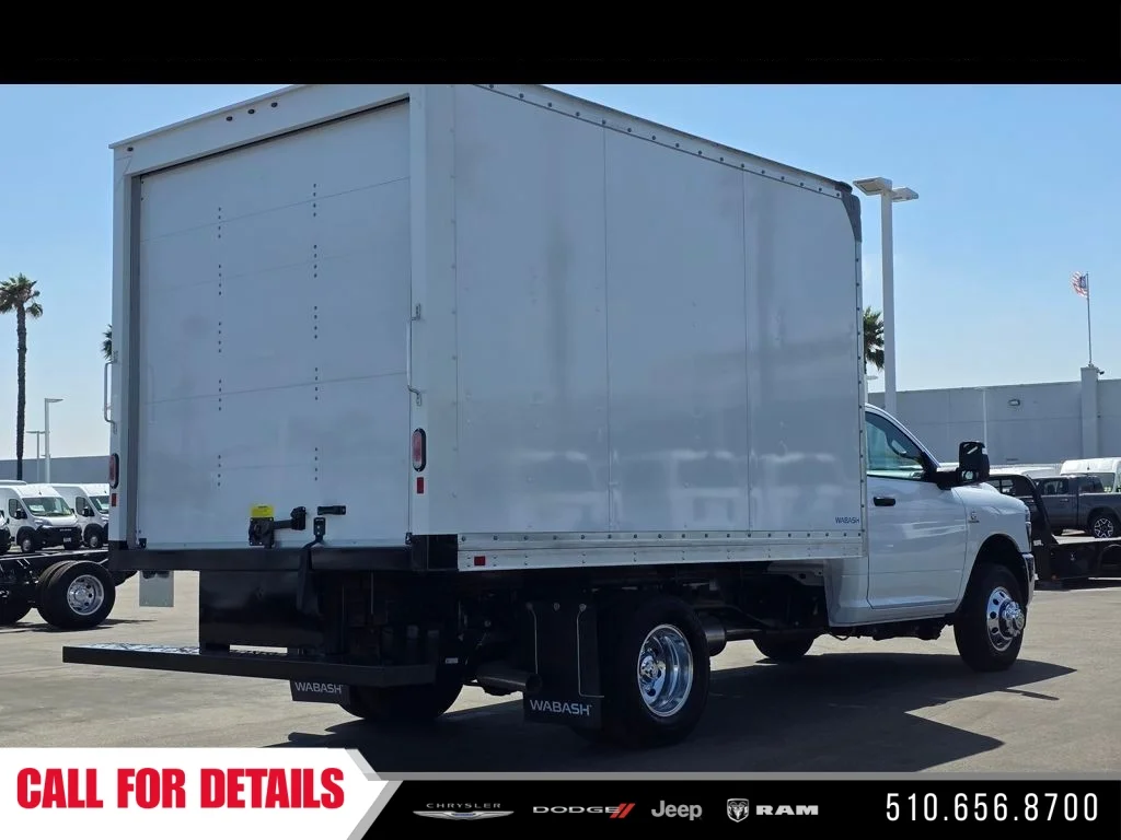 New 2025 Bright White Clear-Coat Exterior Paint RAM Tradesman image 9
