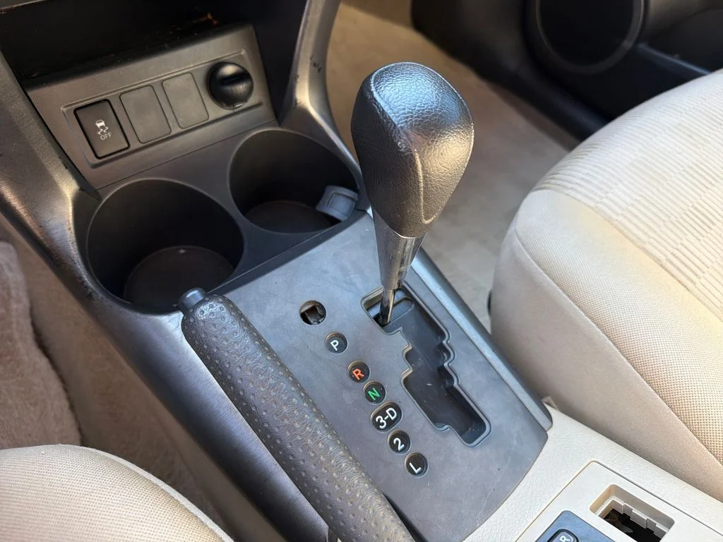 Used 2010 Brown Toyota Base image 26