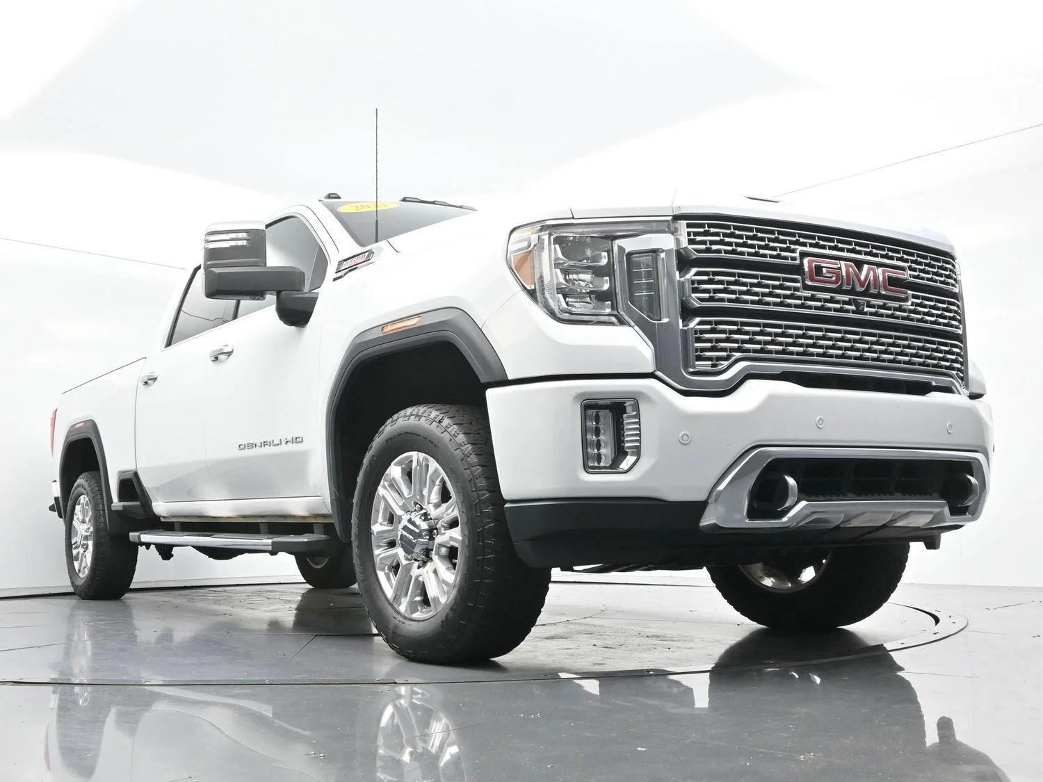 Used 2021 SUMMIT WHITE GMC Denali image 47