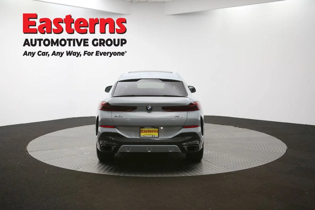 Used 2024 Gray BMW xDrive40i image 40