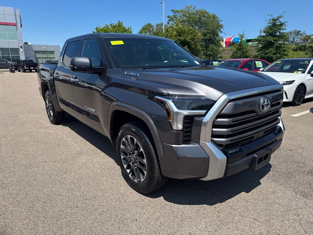 Used 2025 Gray Toyota Limited image 11