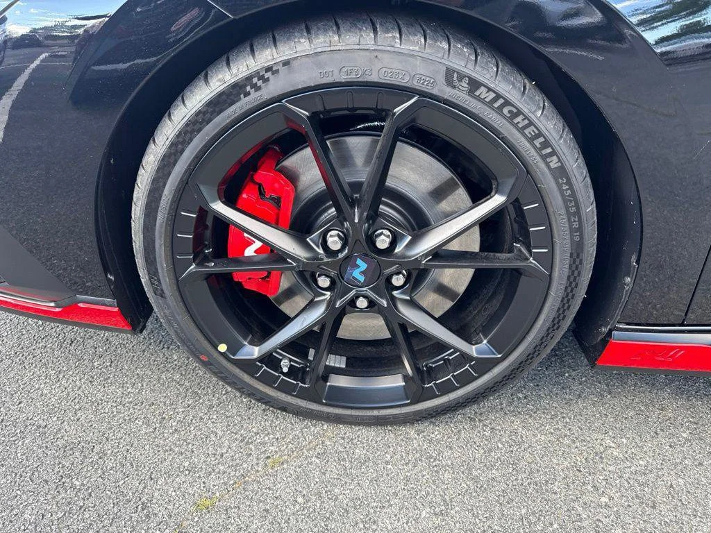 New 2026 Black Hyundai Base image 9
