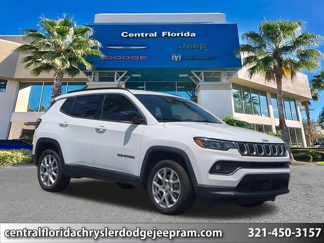 Certified Used 2023 White Jeep Latitude Lux image 1
