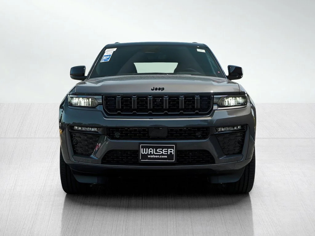 New 2026 Baltic Gray Metallic Clearcoat Jeep Limited Reserve image 2