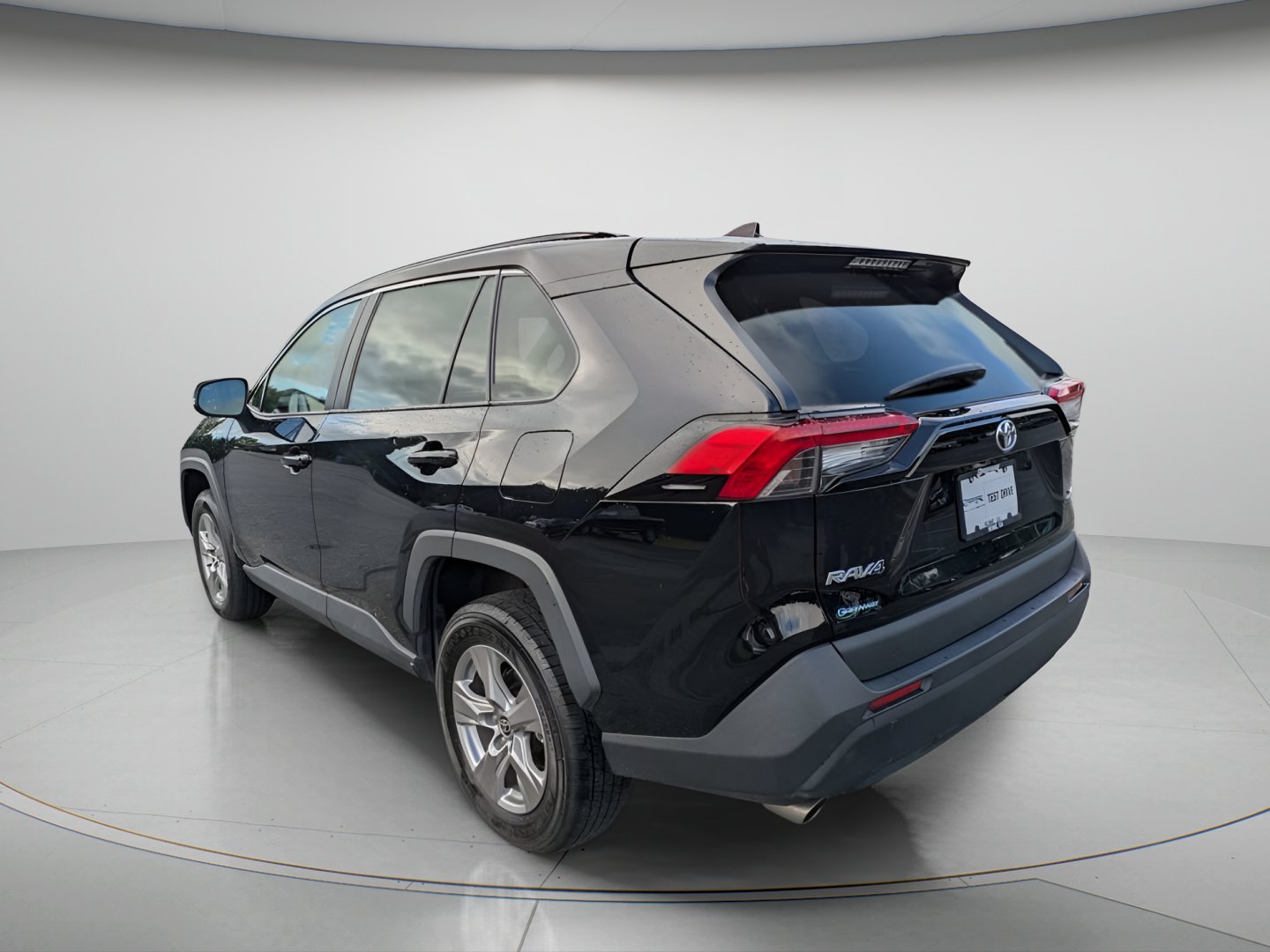 Used 2024 Midnight Black Metallic Toyota XLE image 5