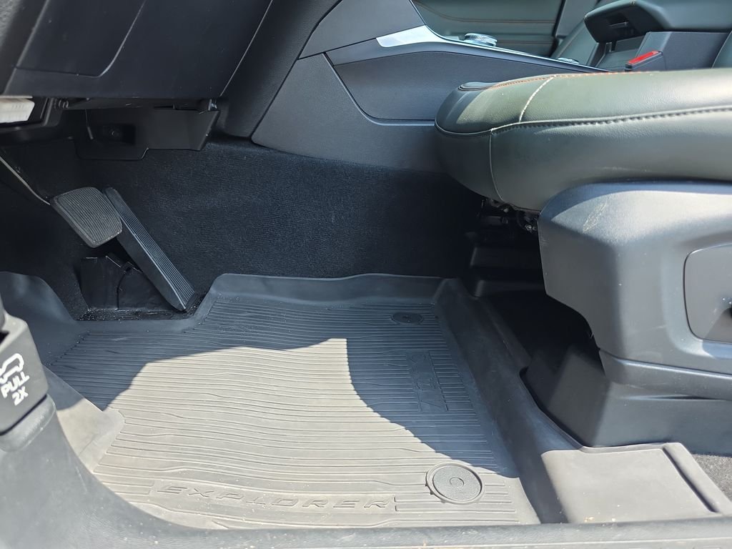 Used 2024 Gray Ford Timberline image 11