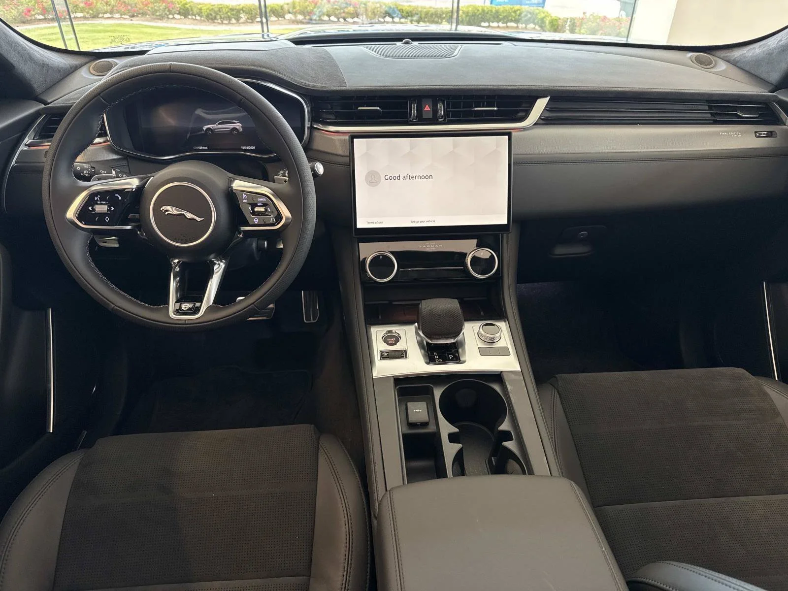 New  Blue Jaguar SVR image 9