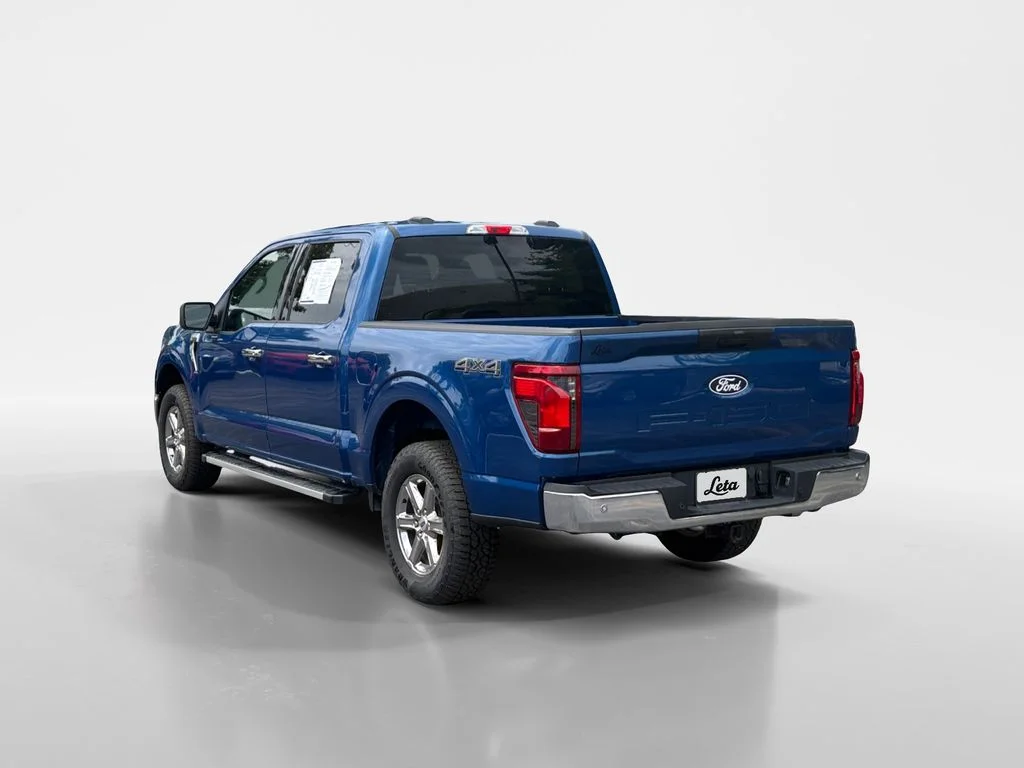 Used 2025 Blue Metallic Ford XLT image 6