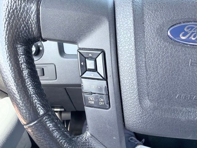 Used 2013 Blue Ford XLT image 16