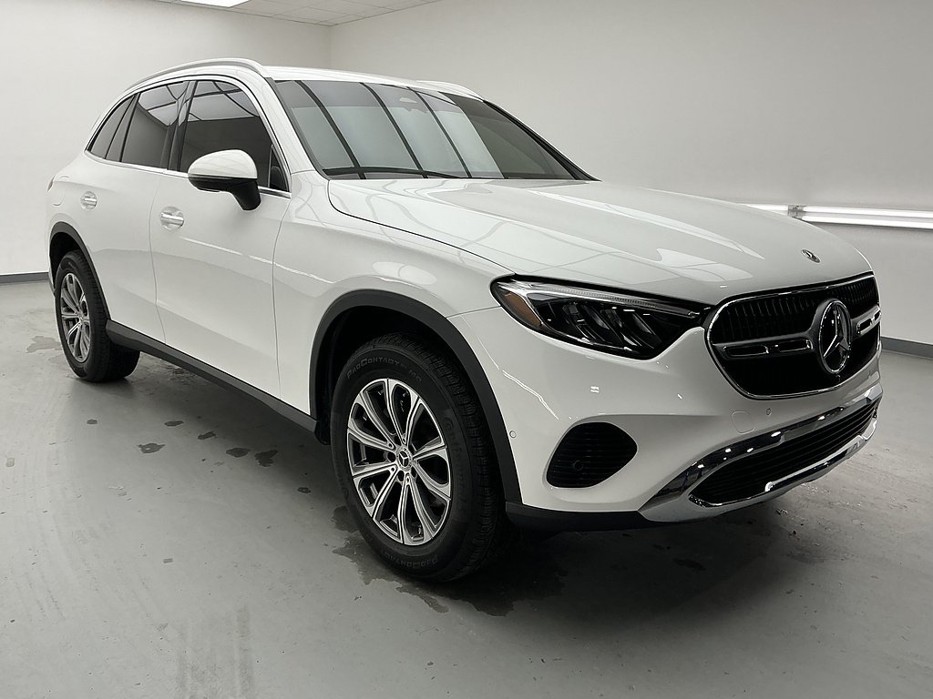 Used 2024 WHITE Mercedes-Benz GLC 300 4MATIC® image 3