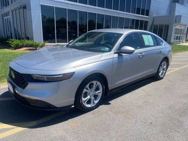 Used 2023 Silver Honda LX image 1