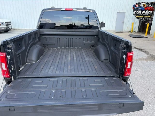 Used 2021 Black Ford XLT image 22