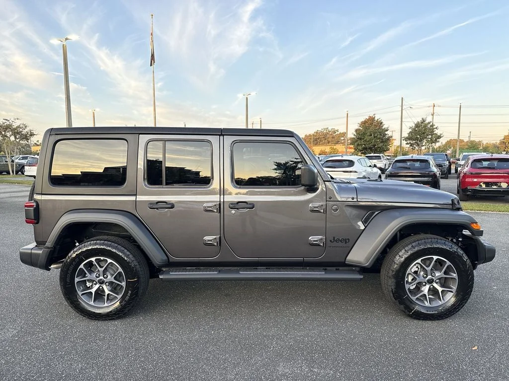 2025 Jeep Wrangler 4-Door Sport S - Photo 2