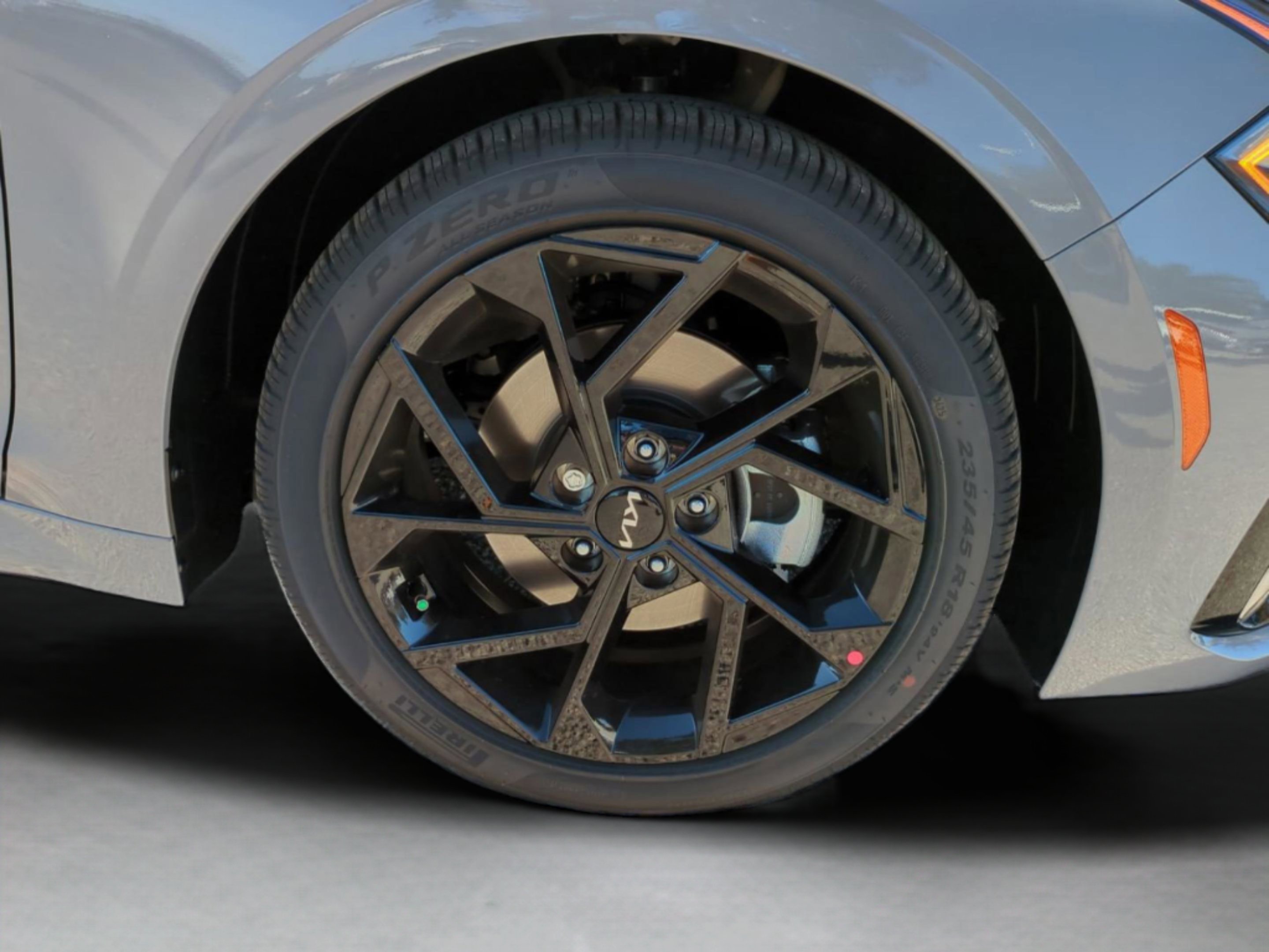 New 2026 Wolf Gray Kia GT-Line image 29