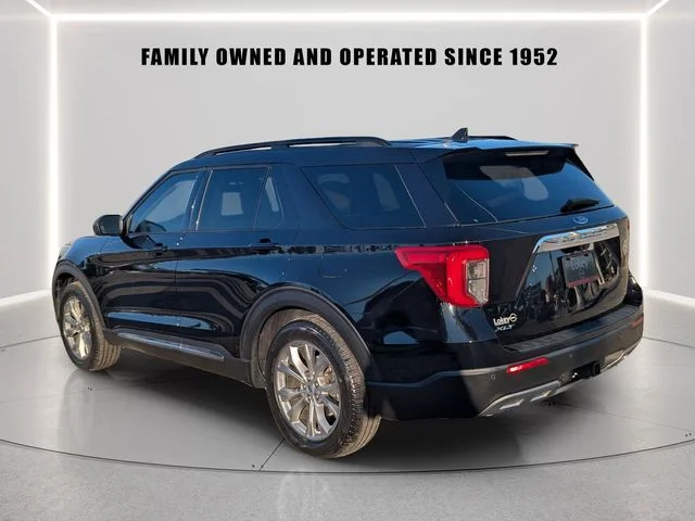 Used 2023 Black Ford XLT image 3