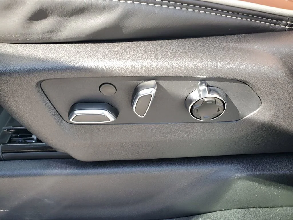 2026 GMC Sierra 1500 Denali Ultimate - Photo 8