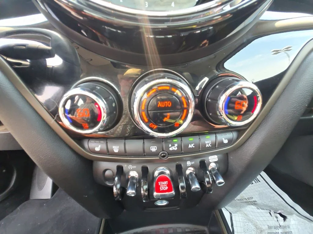 Used 2024 Gray MINI Classic image 17