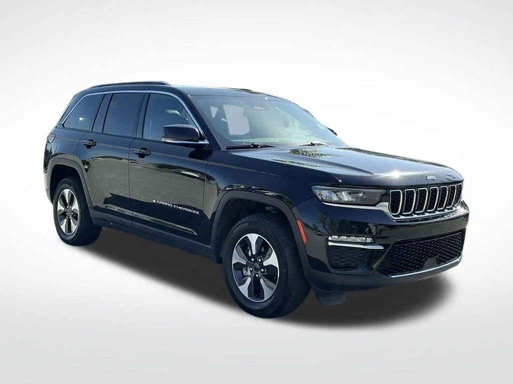 Used 2024 Black Jeep 4xe image 22