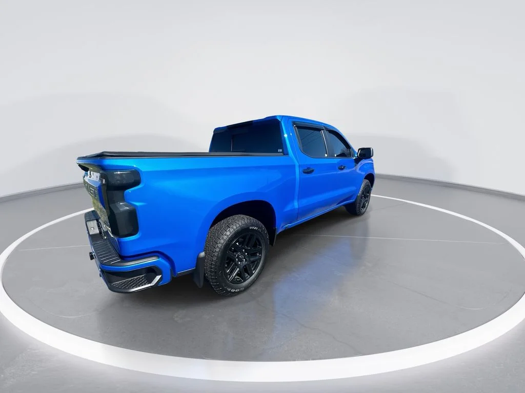 Used 2025 Blue Chevrolet RST image 8