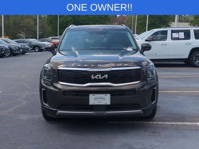 Used 2022 Green Kia EX image 8