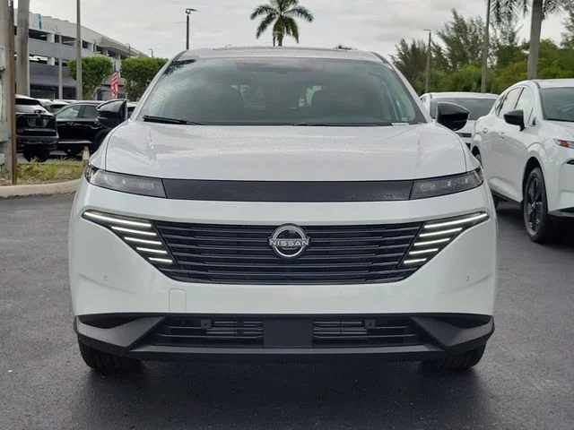 New 2026 Everest White Pearl TriCoat Nissan SL image 2