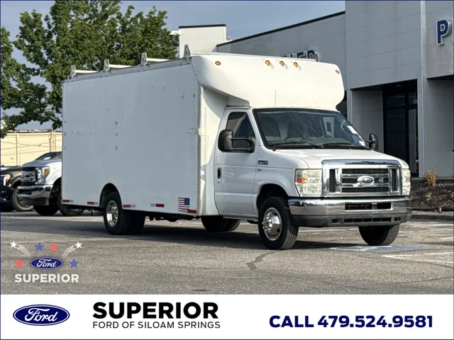 2013 Ford Econoline Commercial Cutaway 