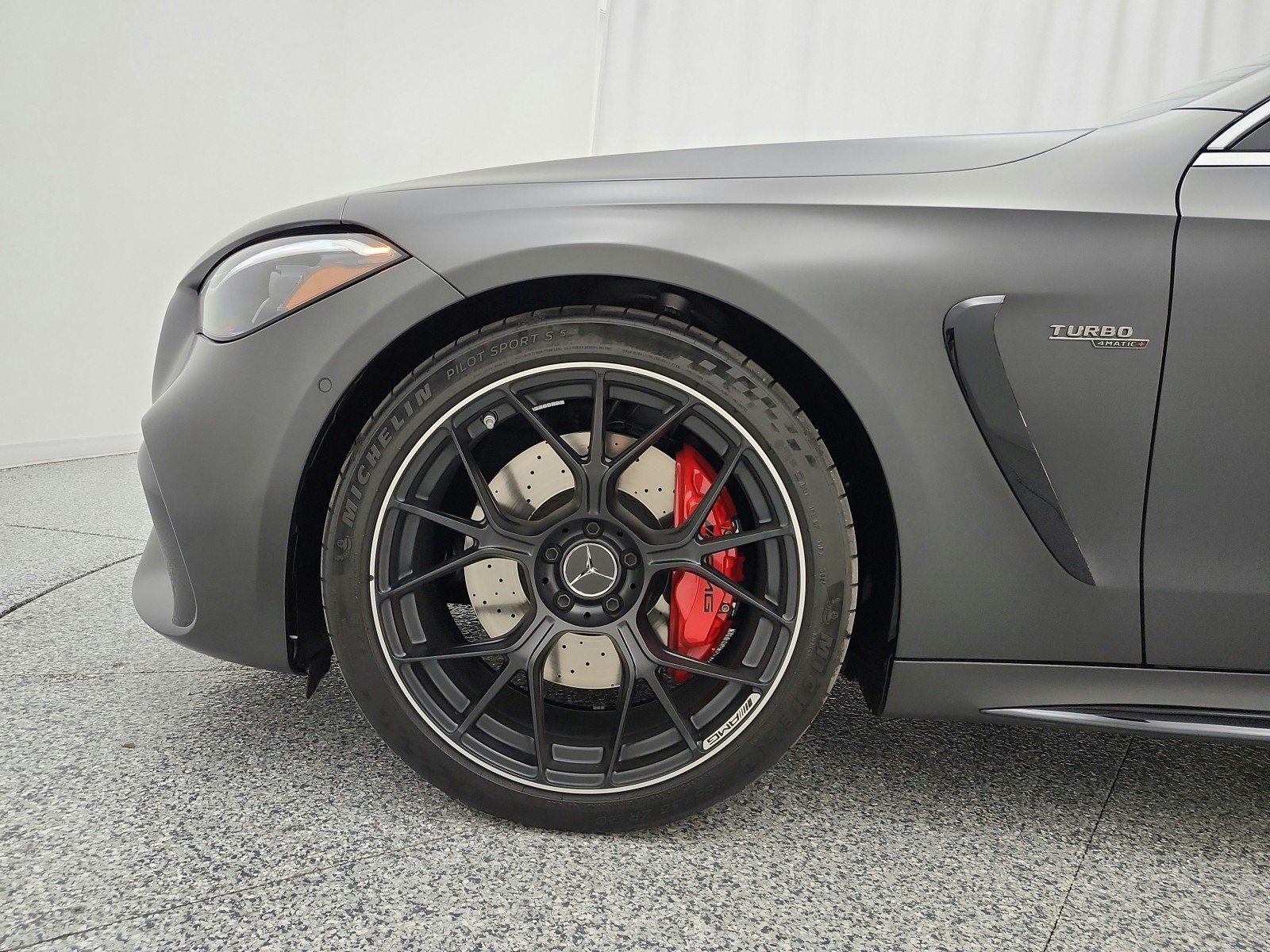 Certified Used 2026 MANUFAKTUR Graphite Grey Magno Mercedes-Benz AMG® CLE 53 4MATIC+ Cabriolet image 24