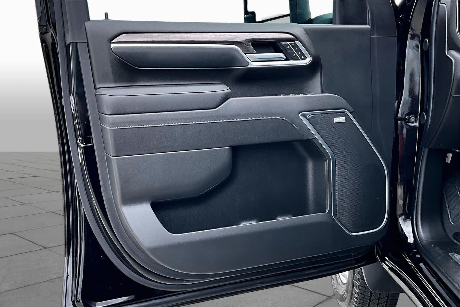 2026 Chevrolet Silverado 3500HD LTZ - Photo 22