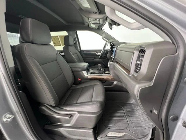 Used 2023 Sterling Metallic GMC Elevation image 40