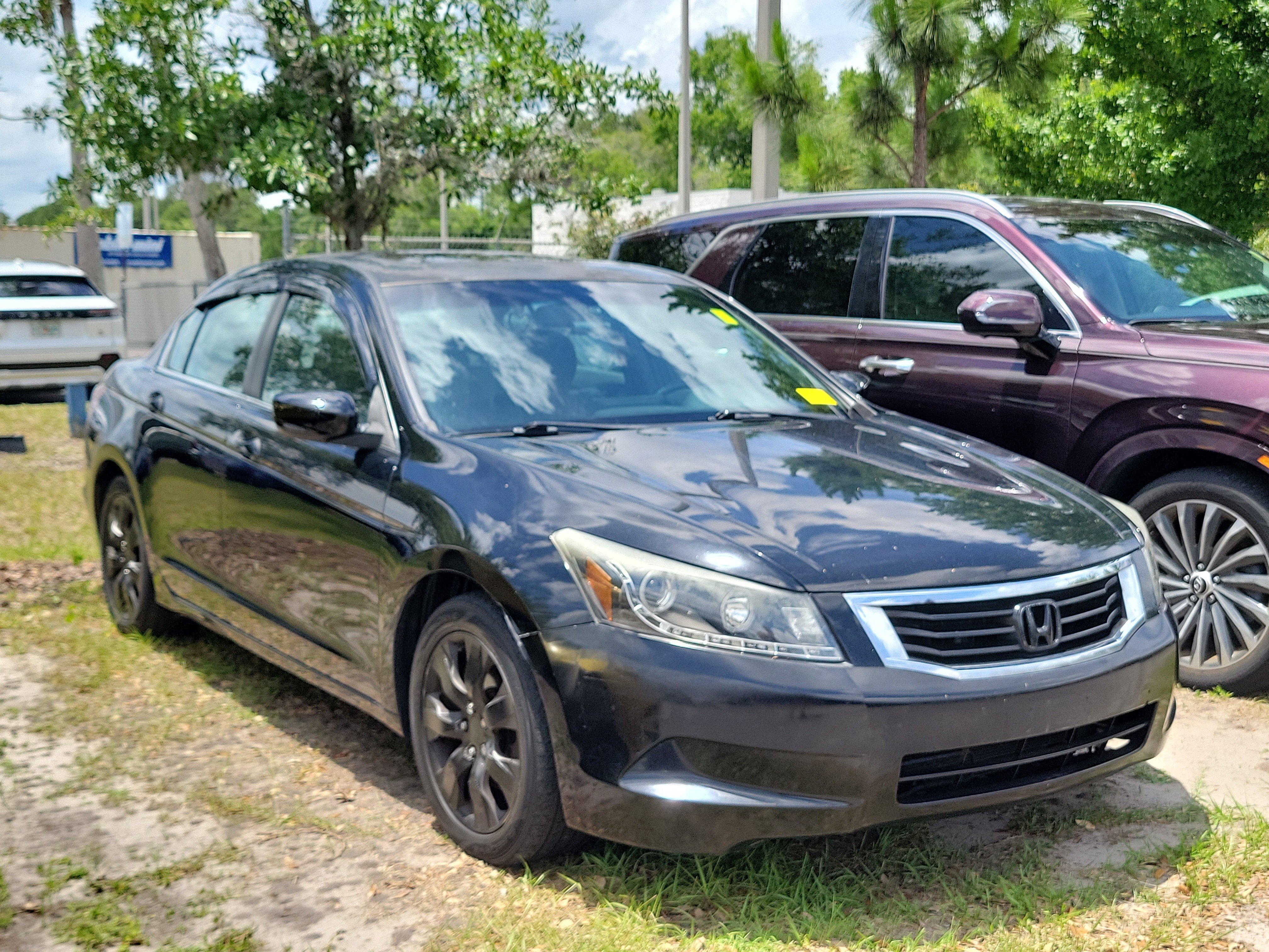 2010 Honda Accord EX-L Auto's photo