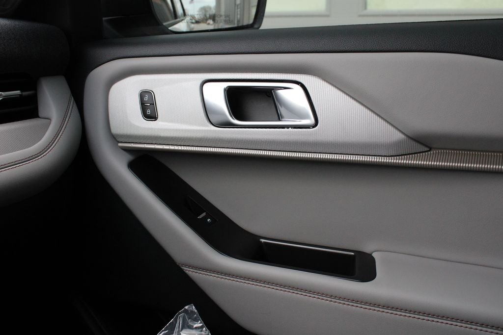 2026 Ford Explorer Active - Photo 21