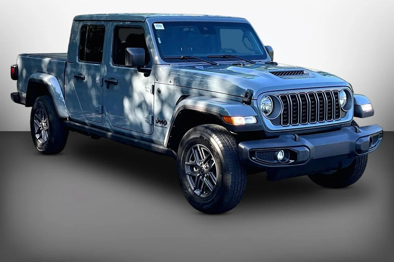 2025 Jeep Gladiator