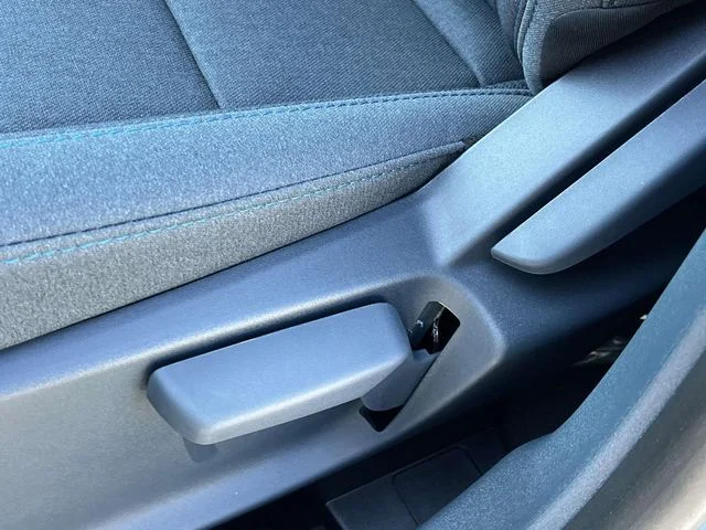 New 2026 Azure Gray Metallic Tri-Coat Ford XLT image 14