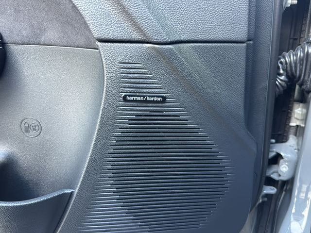 Used 2018 Gray Dodge SRT image 10