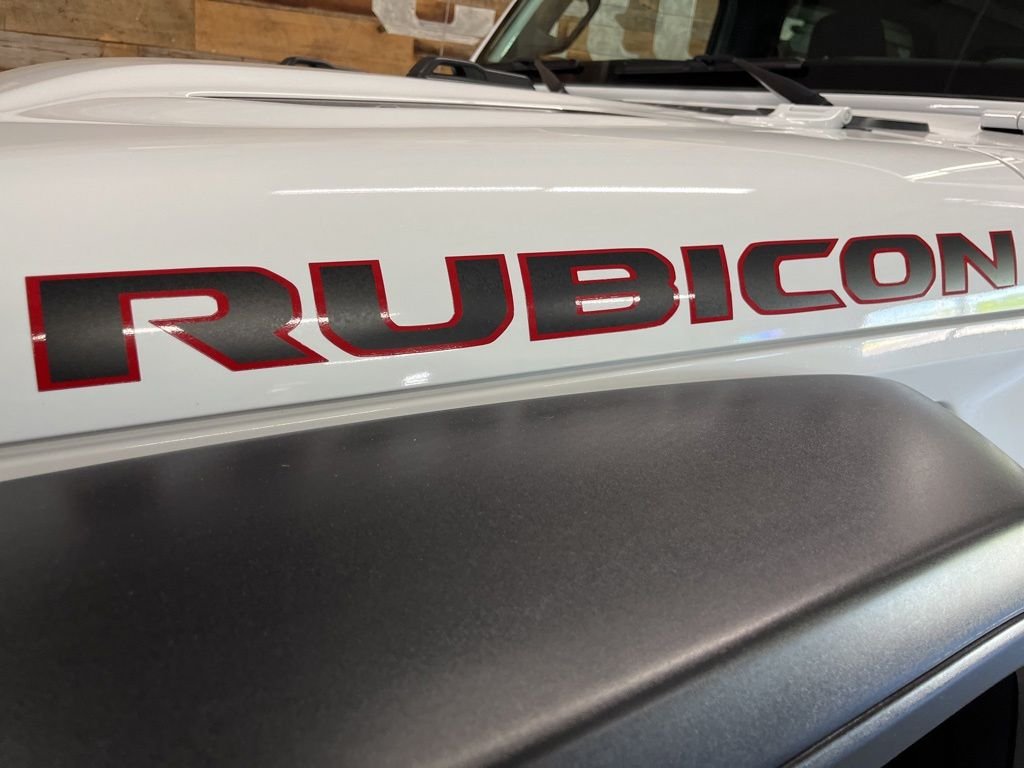 Used 2022 Bright White Clearcoat Jeep Rubicon image 11