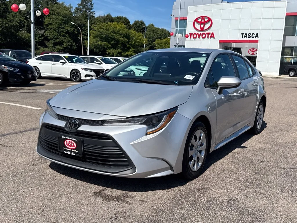 Used 2024 Silver Toyota LE image 3
