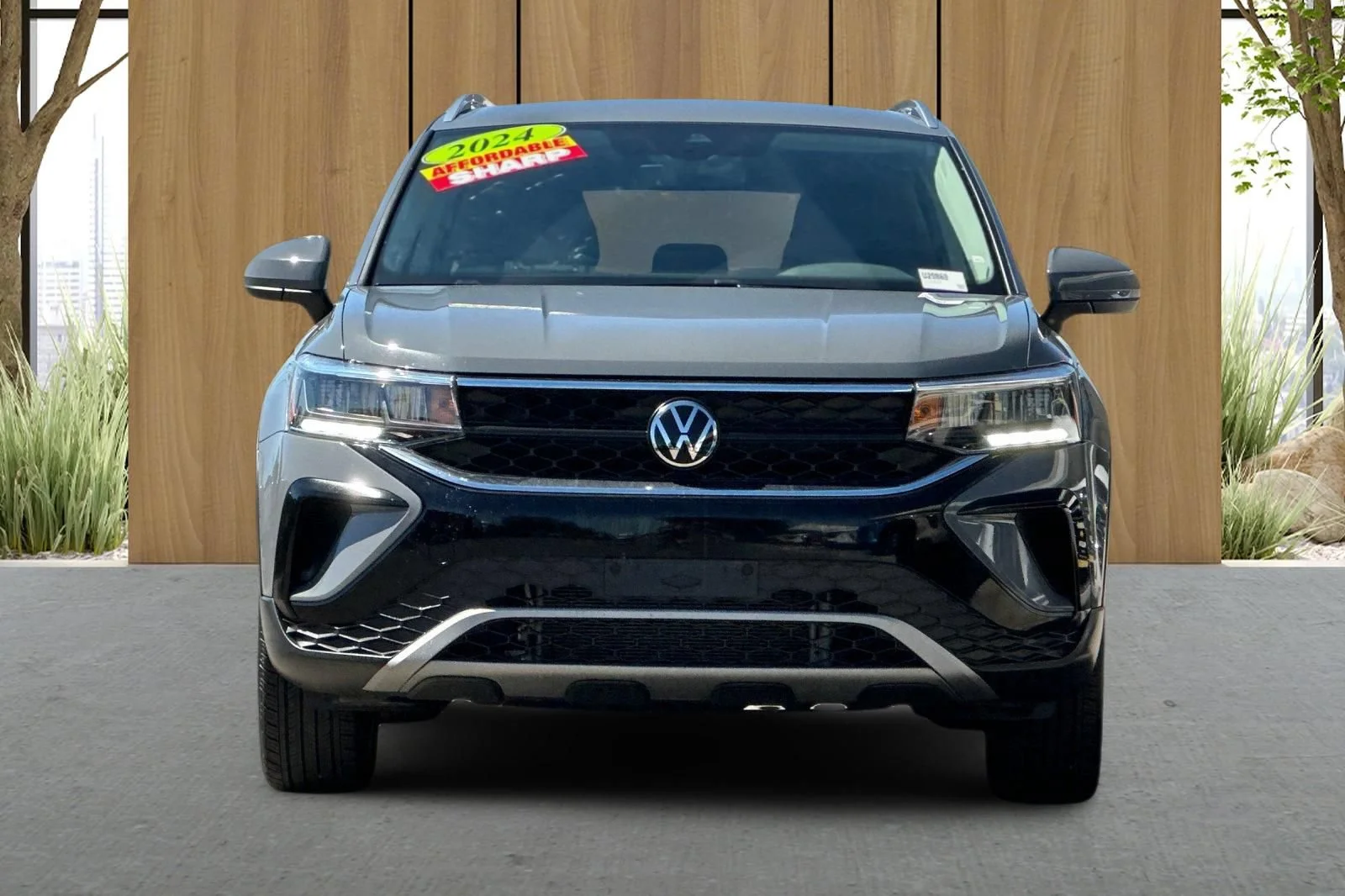 Used 2024 Gray Volkswagen SE image 9