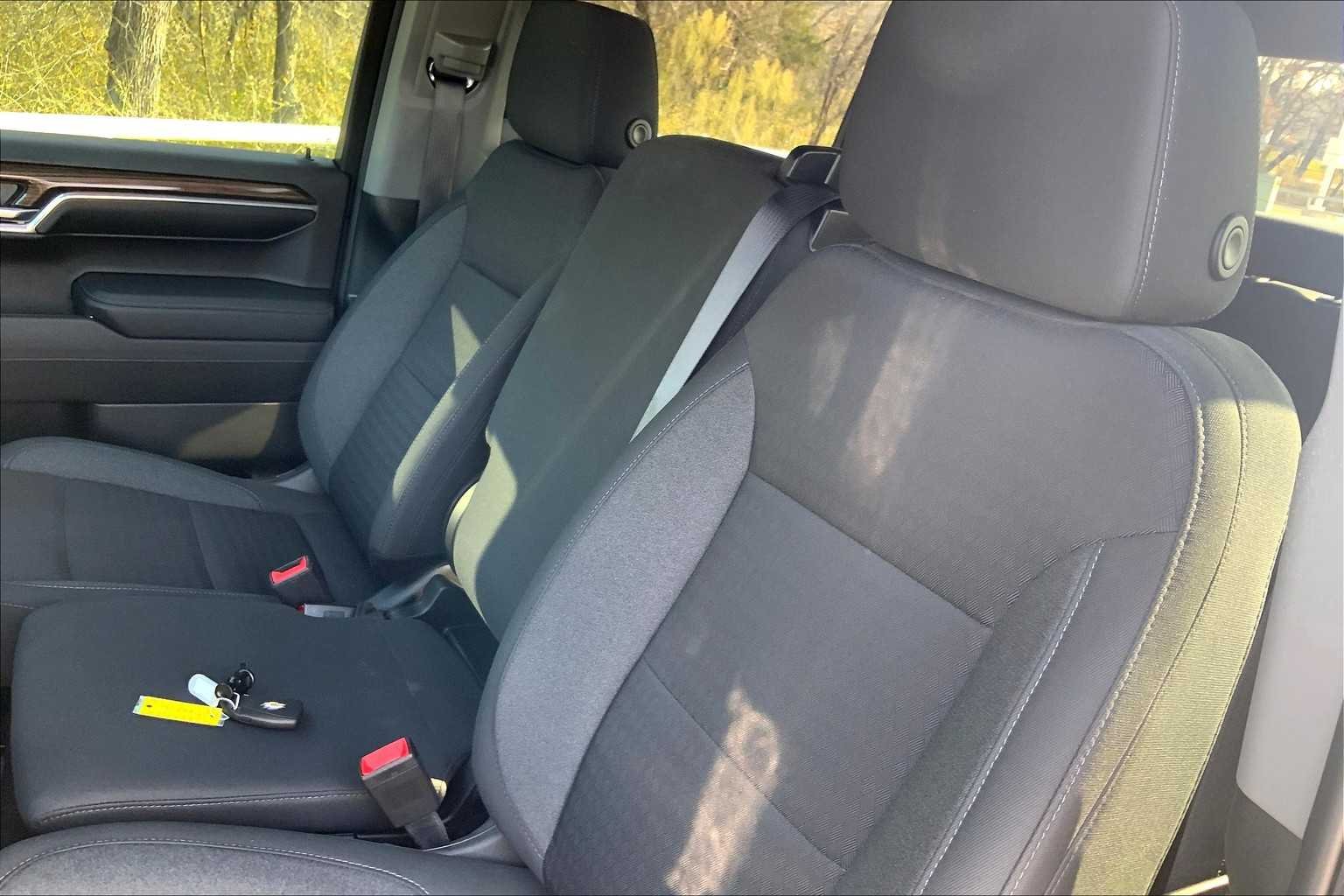 Used 2023 Northsky Blue Metallic Chevrolet LT image 8
