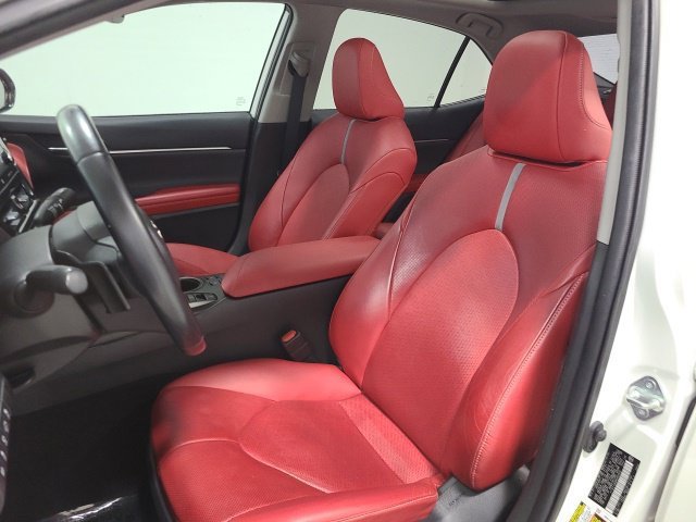 Certified Used 2021 Wind Chill Pearl/Midnight Black Metallic Toyota XSE V6 image 19