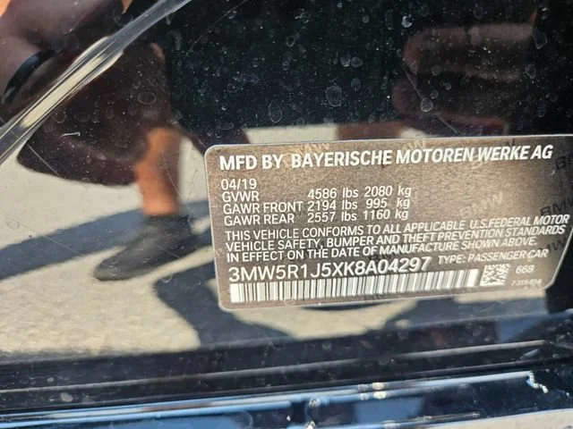 Used 2019 Black BMW 330i image 27