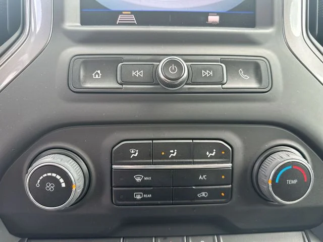 Used 2023 White Chevrolet Custom image 38