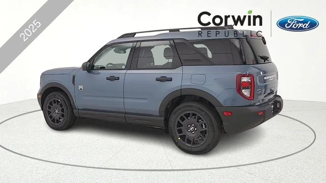 New 2025 Azure Gray Metallic Tri-Coat Ford Big Bend® image 5