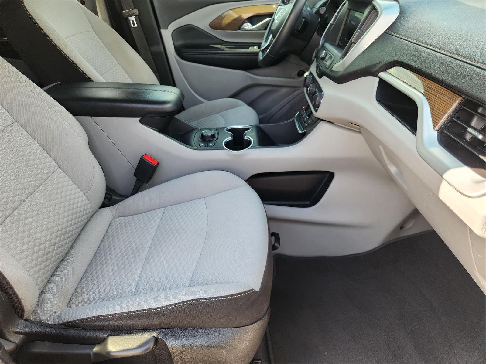 2020 GMC Terrain SLE White at Mossy Motors