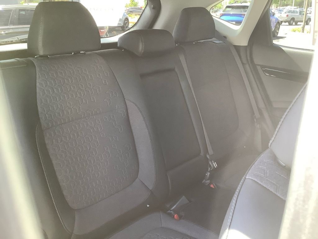Used 2026 White Kia S image 17