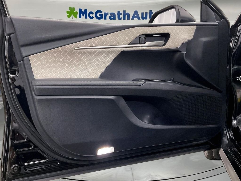 Used 2025 Black Toyota XLE image 27