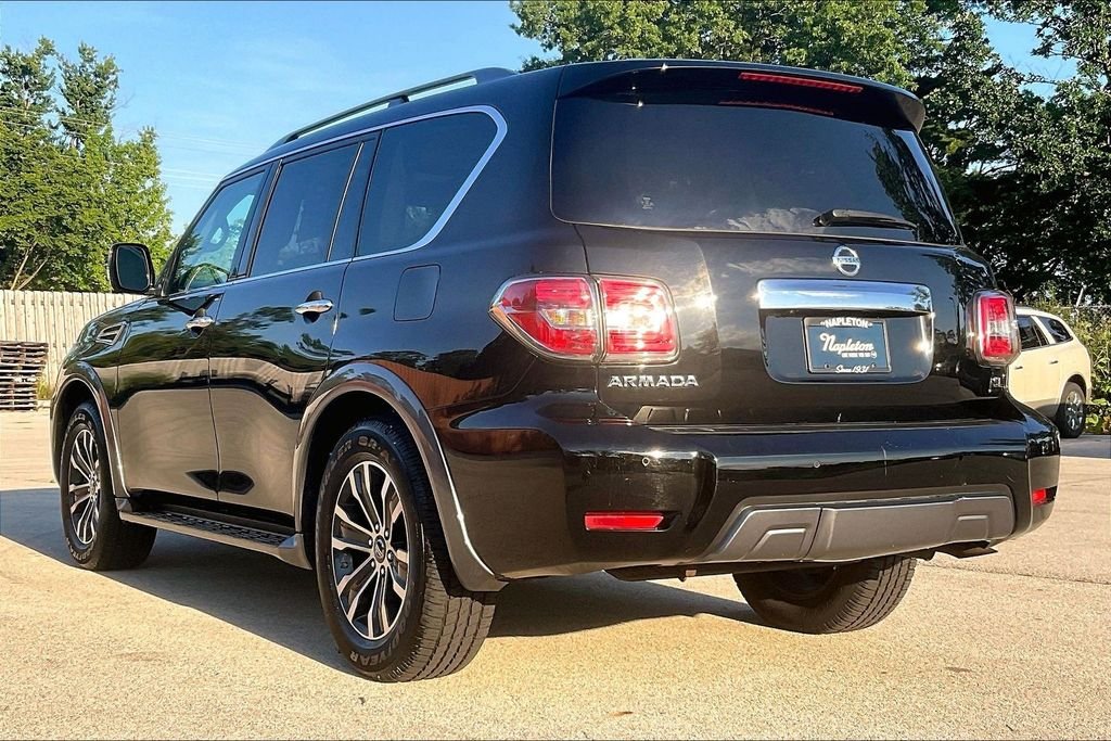 Used 2020 Black Nissan SL image 11
