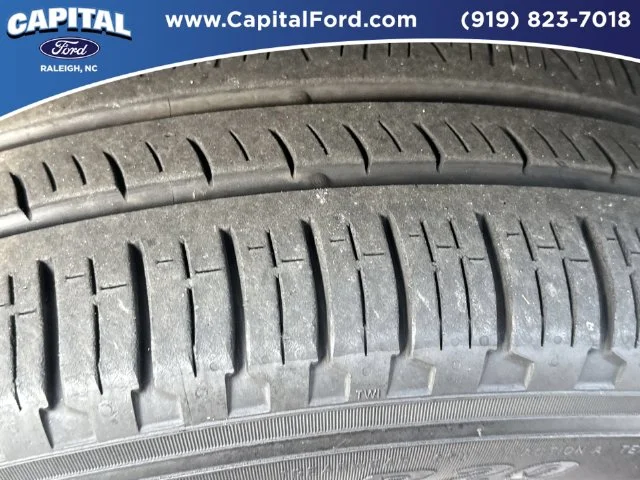 Used 2025 Gray Jeep Limited image 14