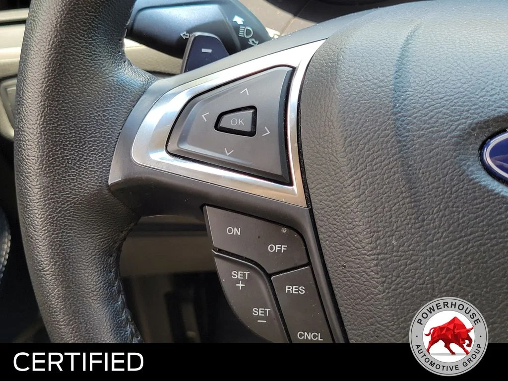Used 2018 Red Ford SEL image 30