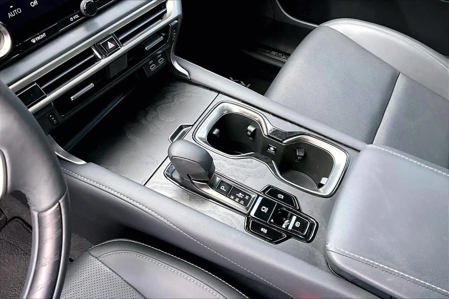 Used 2023 Caviar Lexus Premium image 32