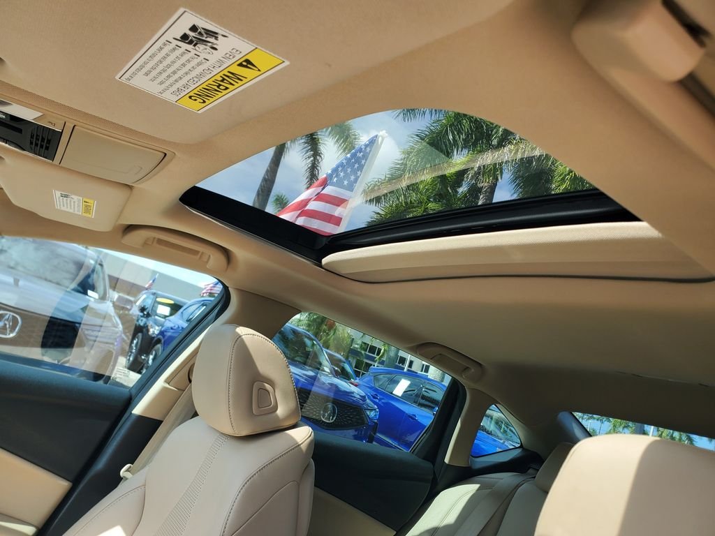 Used 2021 White Acura Technology Package image 17